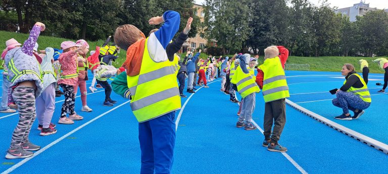Põnnide võimlemishommikud Kalevi Keskstaadionil