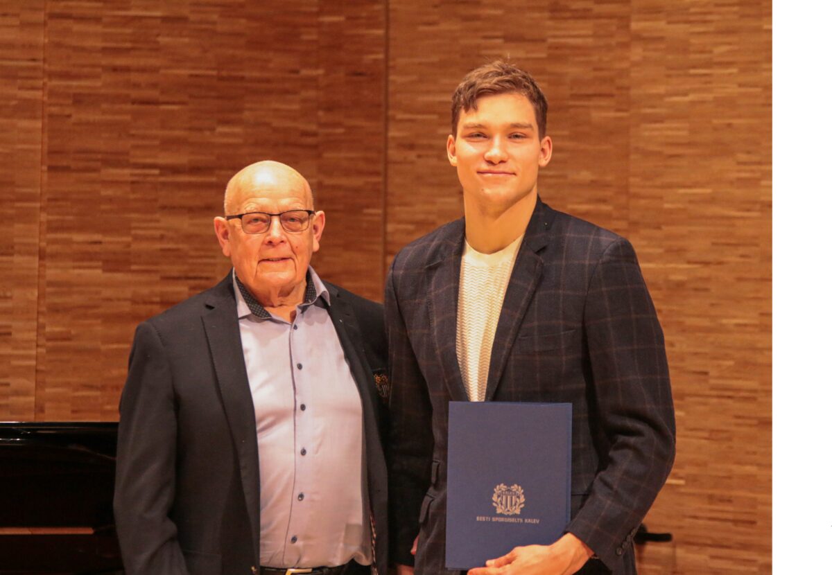 Parim meessportlane Rasmus Roosleht ja ESS KALEV volikogu lige Aadu Kana